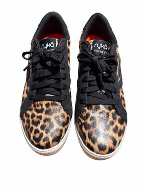 Ryka Women's Viv Next Lace Up Sneaker Leopard print! Size 9! New in box! Cute!